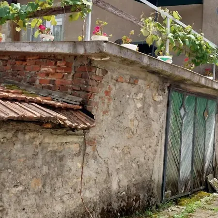 за гости дима Holiday home *